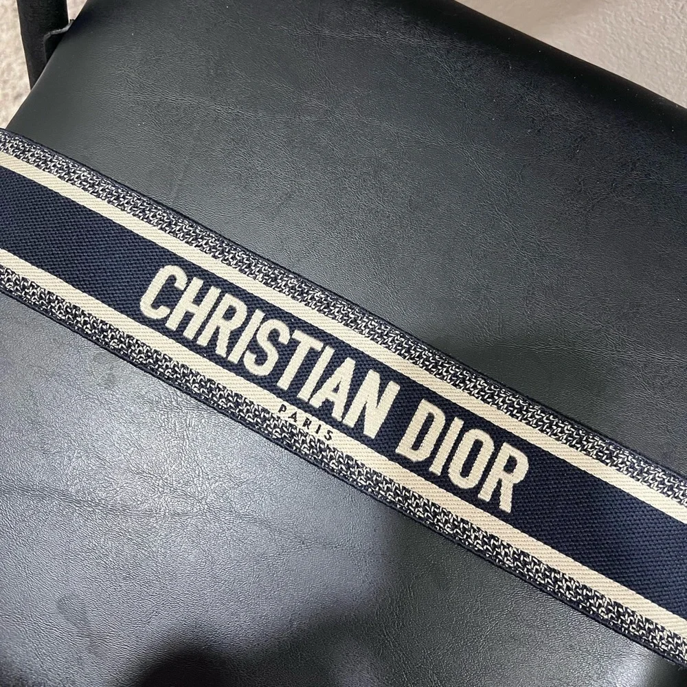 CHRISTIAN DIOR BELT SIZE 75 - Picture 4 of 7